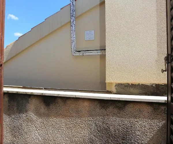 With Wifi - 18336 شقة