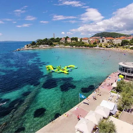 With Wifi - 18336 Split