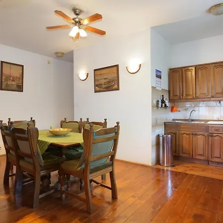 Apartment With Wifi - 18336 Split